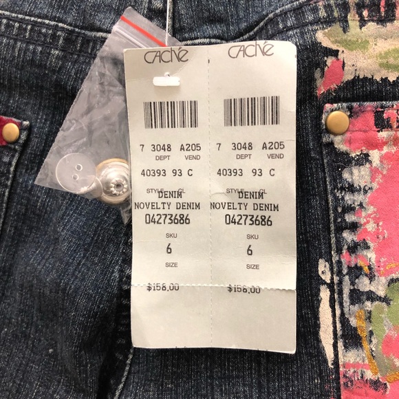 Cache Women's Dark Wash Novelty Denim Size 6 with Design on Waist and Pockets - Picture 12 of 16